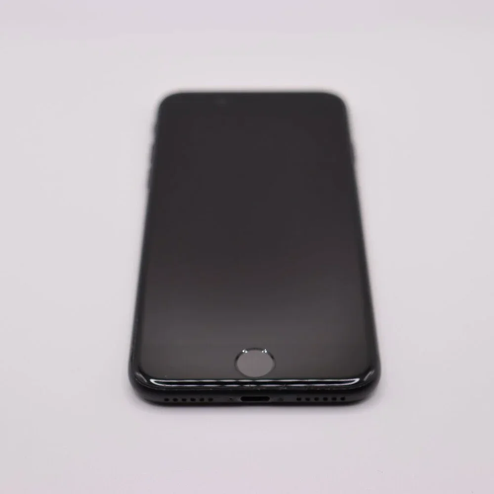 iPhone 7 UNLOCKED Great condition